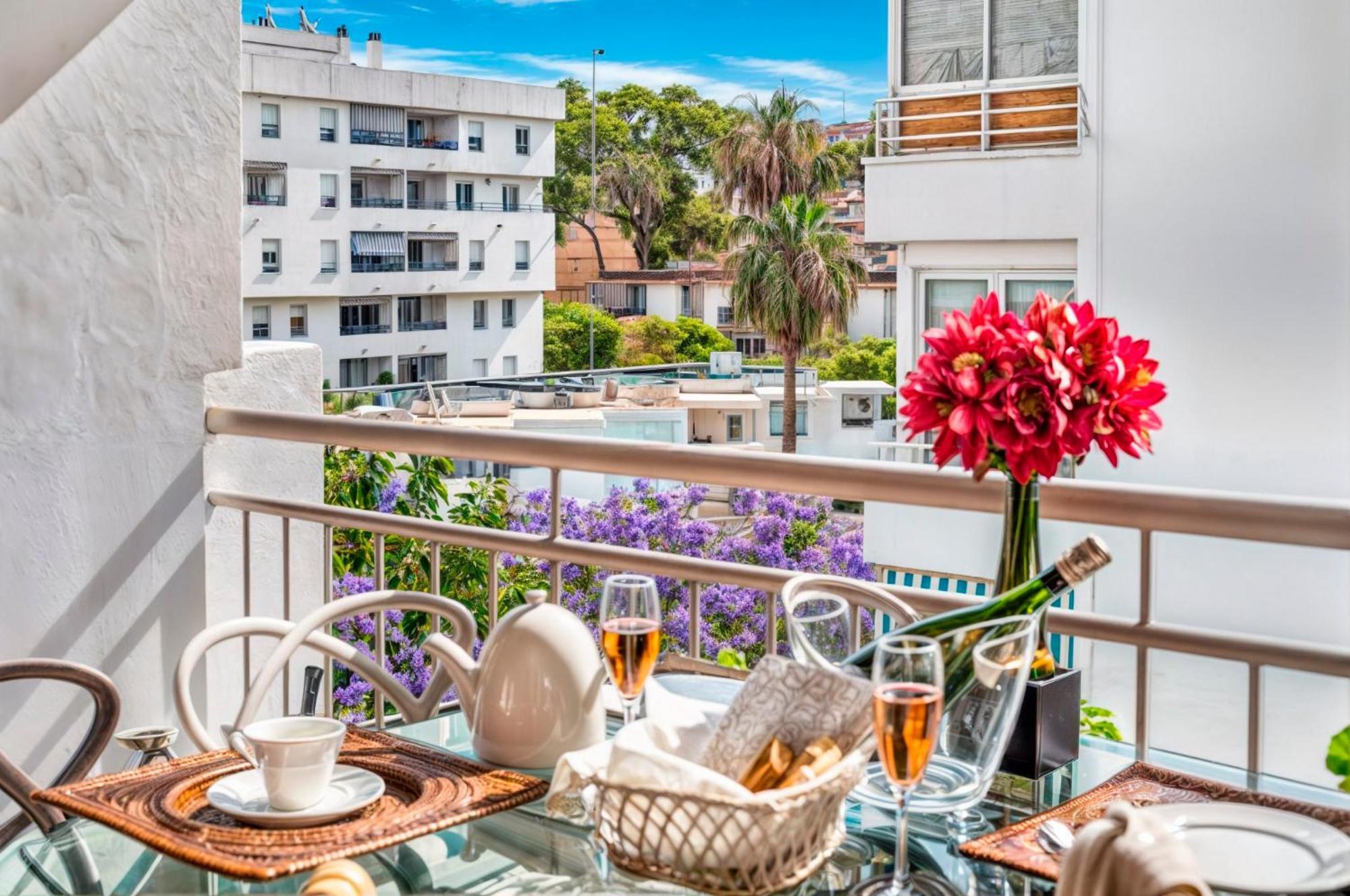 Elegant Marbella Beachside Bagian luar foto