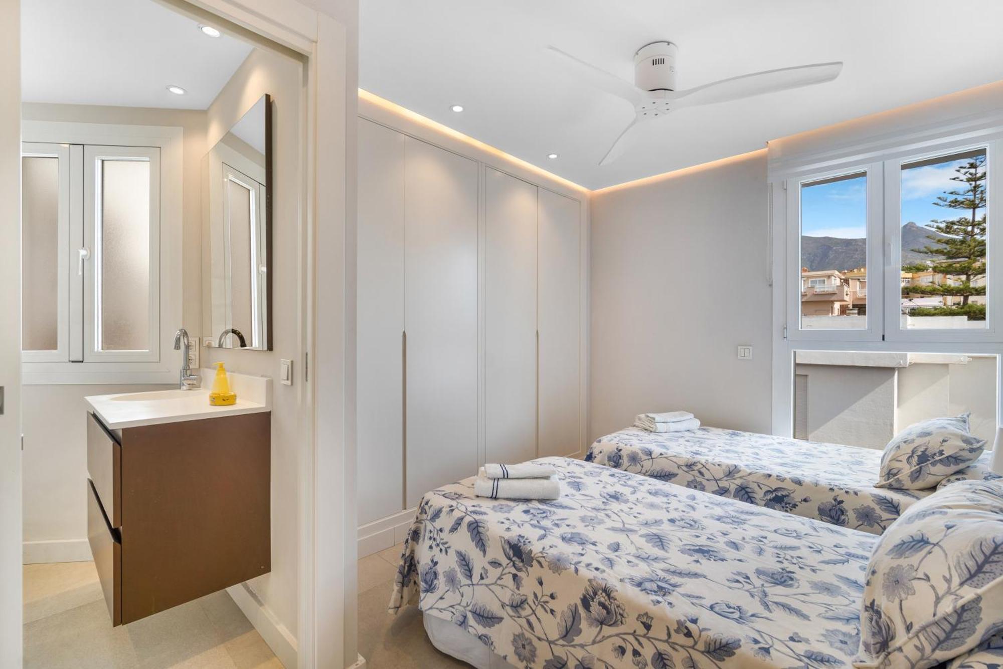 Elegant Marbella Beachside Bagian luar foto